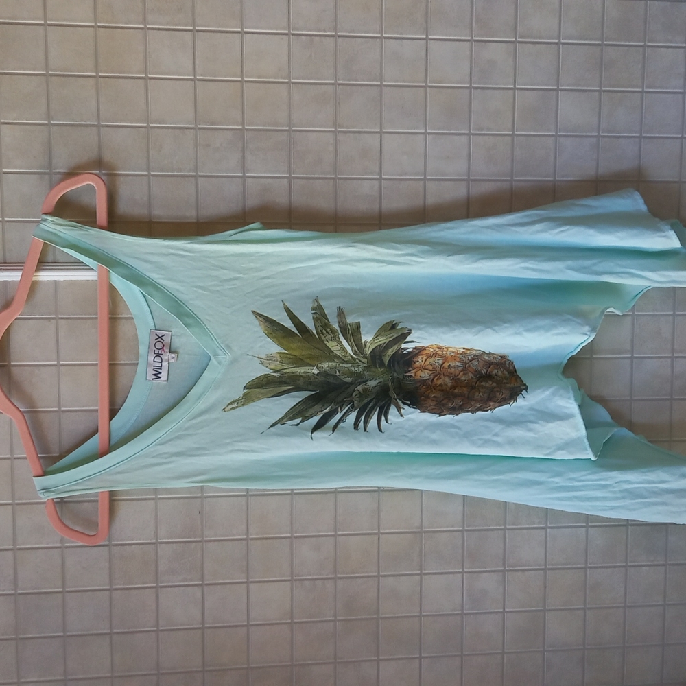 💕Host Pick💕Wildfox flowy tank with pineapple